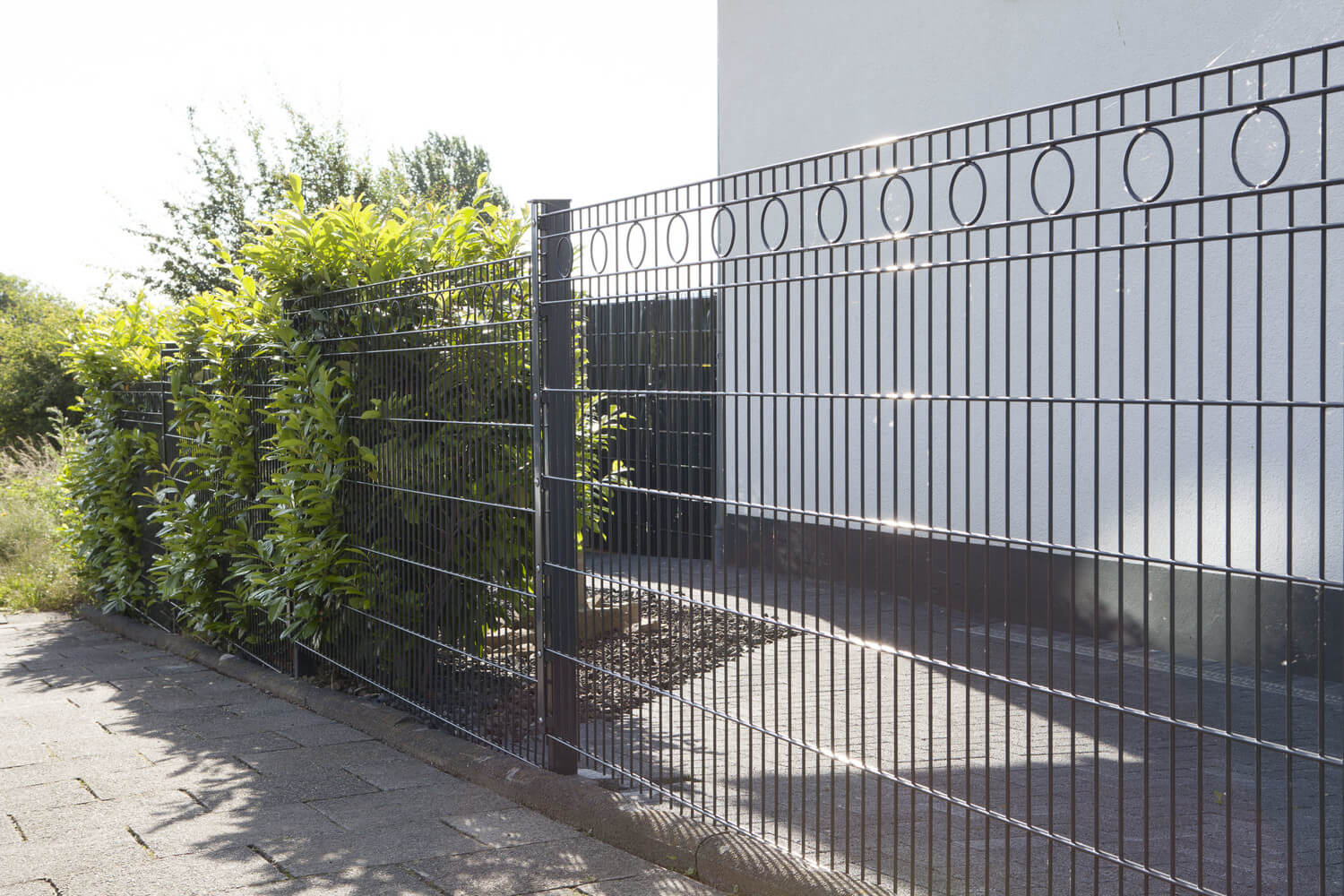 Schacht garden A1 ZaunPartner Schmuckzaun ROM Anwendungsbeispiel 2 Schacht garden A1 ZaunPartner Schmuckzaun ROM Anwendungsbeispiel 2
